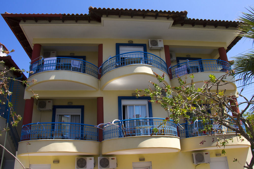 Hotel Makedonia Sky Hanioti Esterno foto